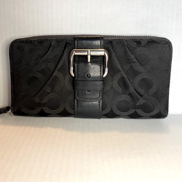 Coach Campbell Signature BRN/Black Accordion Zip Around Wallet Buckle - Picture 1 of 16